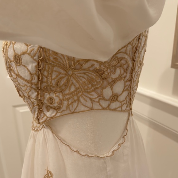 Zimmerman Jeannie Embroidered Linen mini dress in White and Gold - Picture 11 of 12